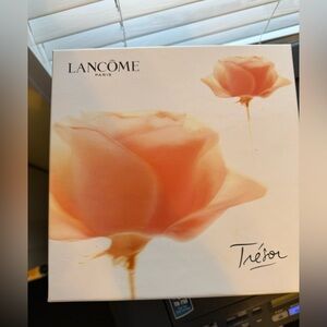 Lancôme Trésor gift box